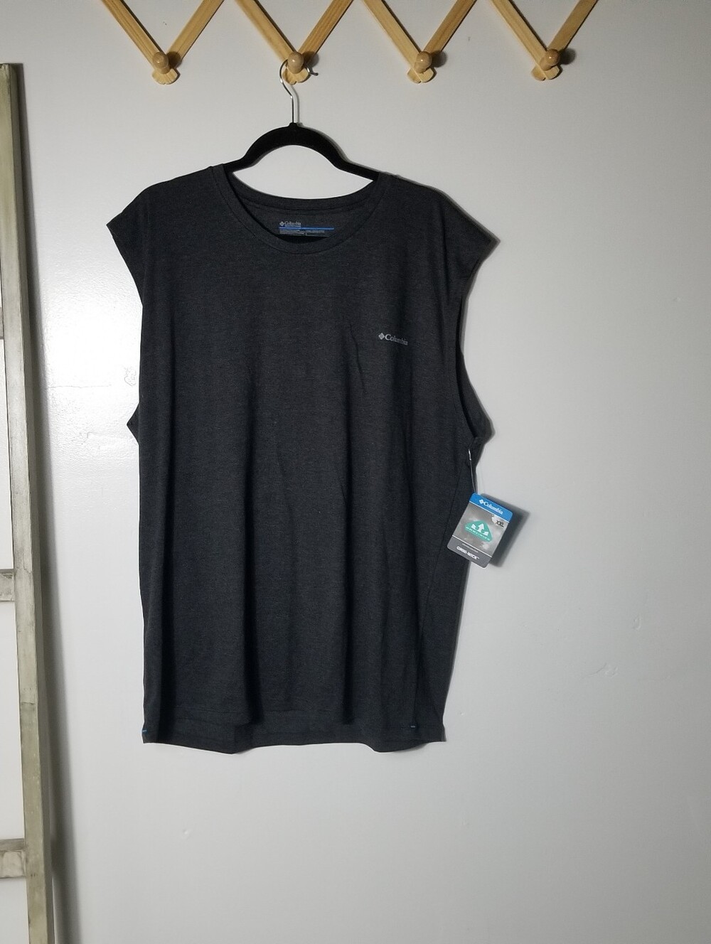 NWT COLUMBIA MEN'S GRAY/BLACK SLEEVELESS OMNI-WICK TEE SIZE XXL